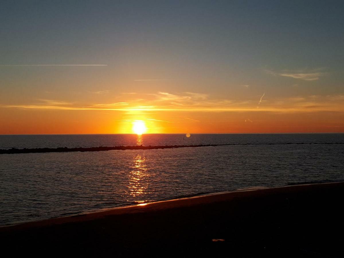 Attico Sul Mediterraneo Lido di Ostia Exterior foto